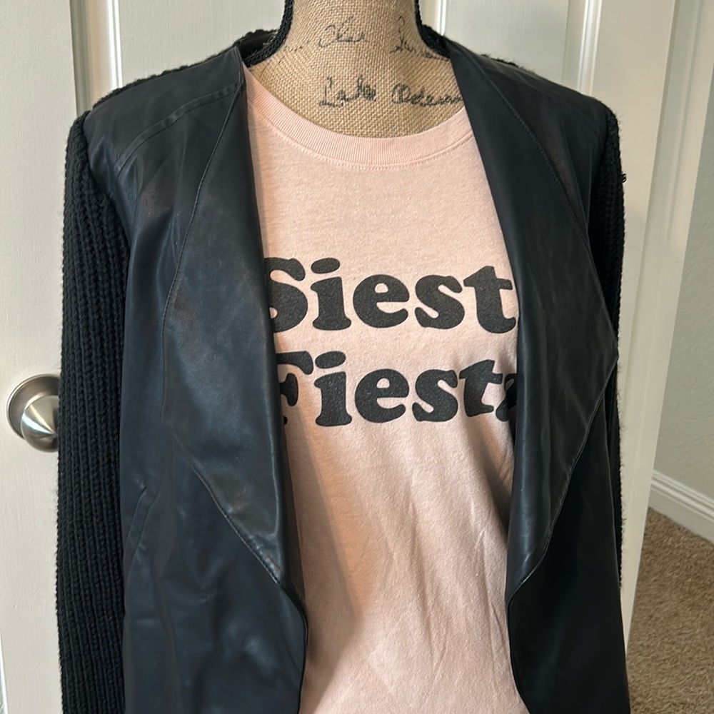 🌺Pink Logo T shirt with Black Jacket🌺